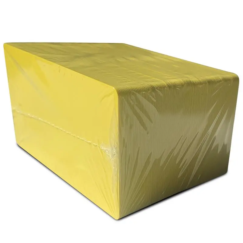 Cartes PVC 0,76 mm - JAUNE (x100)